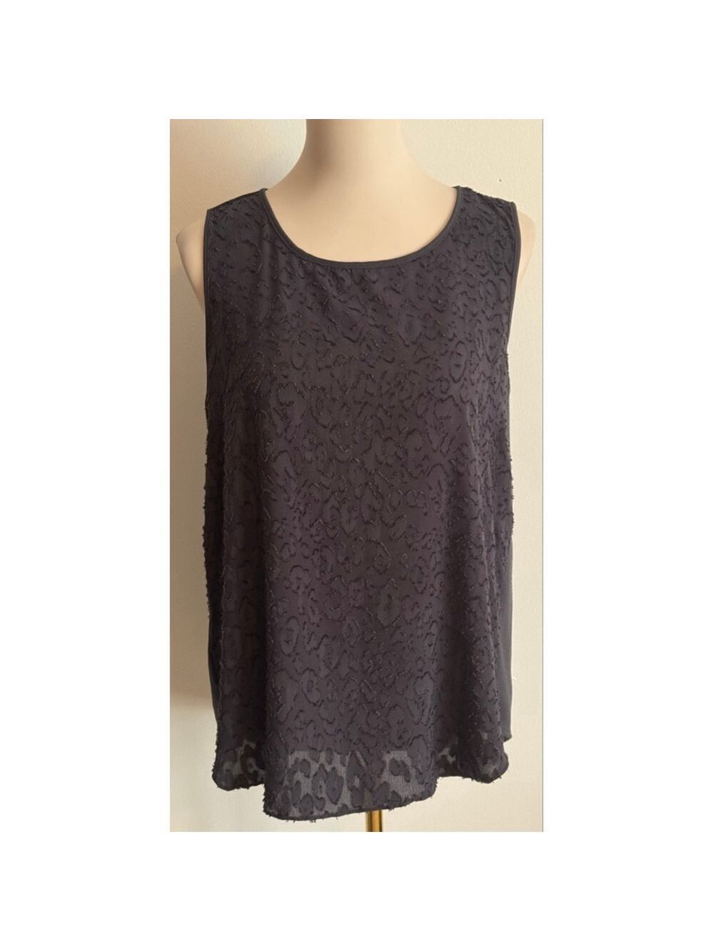 Women's LOFT Gray Textured Sleeveless Tank Top M